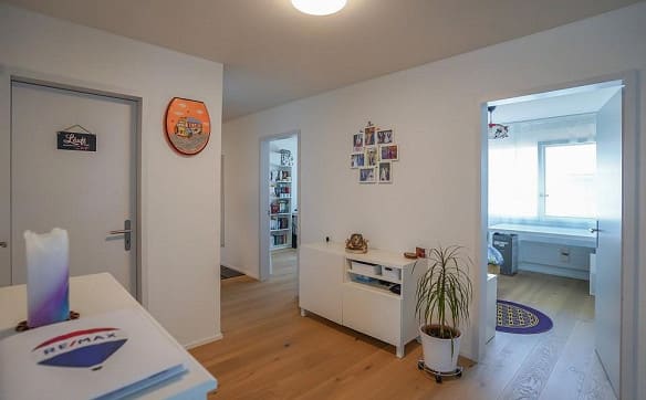 Immobilie in Zollikofen - Renovierte 5½-Zimmer-Wohnung mitten in Zollikofen - Bild 0