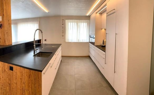 Immobilie in Sent - Exklusive 5.5-Zimmer-Wohnung in Sent. Wohnen mit Bergpanorama. - Bild 3