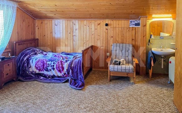 Immobilie in Randa - Mehrfamilienhaus mit 3 grossen Wohnungen, zusätzlichen Wohnräumen u... - Bild 8