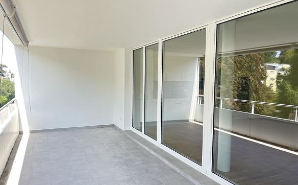 Immobilie in Wetzikon Zh - Lichtdurchfluteter Wohntraum mit 3 1/2 Zimmern, XL-Balkon - Bild 10