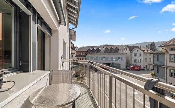 Immobilie in Gelterkinden - '' 106 m2 Wohnkomfort mit Neubaucharakter / kernsaniert / Balkon / ... - Bild 4