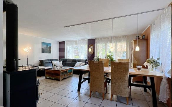 Immobilie in Niederlenz - Wohnen mit viel Platz – ruhig, gepflegt und familienfreundlich - Bild 2