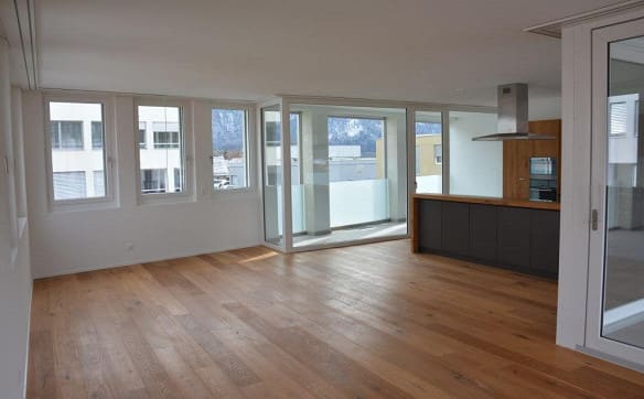 Immobilie in Landquart - Hochwertige Attikawohnung im Herzen von Landquart - Bild 2
