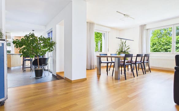 Immobilie in Riedtwil - Haus auf grosser Parzelle (1112m2) und XXL-Garage - Bild 11