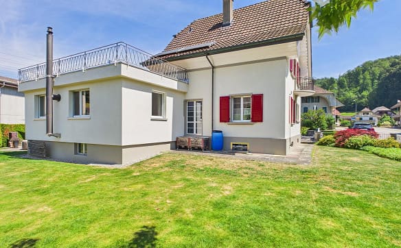 Immobilie in Riedtwil - Haus auf grosser Parzelle (1112m2) und XXL-Garage - Bild 3