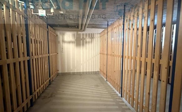 Immobilie in Wilderswil - Behagliche 2.5- Zimmer Ferienwohnung mit Cheminée und Balkon - Bild 10