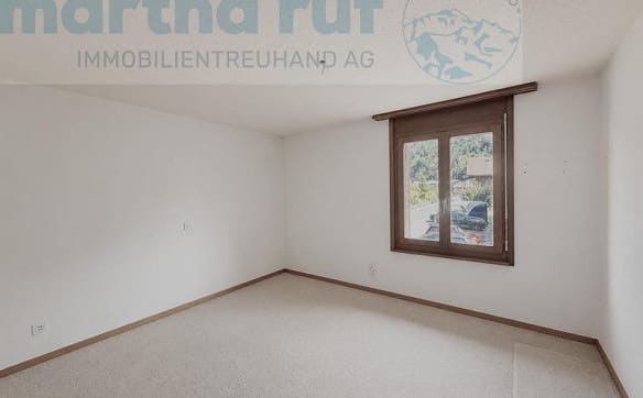 Immobilie in Wilderswil - Behagliche 2.5- Zimmer Ferienwohnung mit Cheminée und Balkon - Bild 5