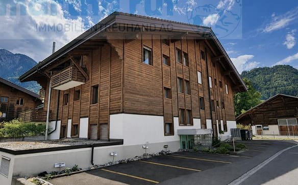 Immobilie in Wilderswil - Behagliche 2.5- Zimmer Ferienwohnung mit Cheminée und Balkon - Bild 9