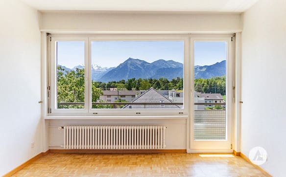 Immobilie in Heimberg - Überschaubare Grösse. Grandiose Aussicht. - Bild 0
