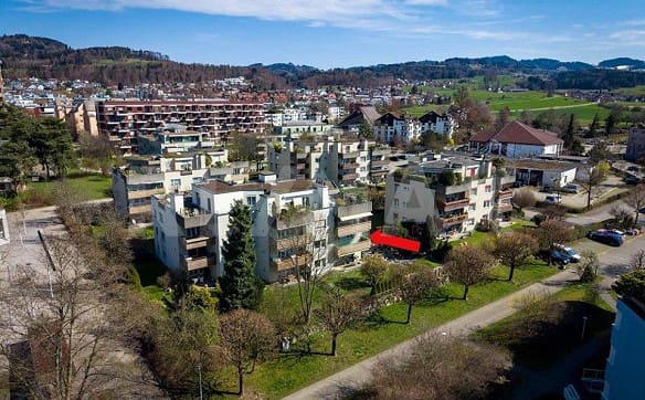 Immobilie in Wetzikon Zh - Tolle Lage:  sonnig, ruhig und familienfreundlich - Bild 0