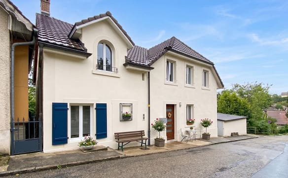 Immobilie in Villeret - Maison de caractère rénovée : vue Jura, calme et fort potentiel - Bild 0
