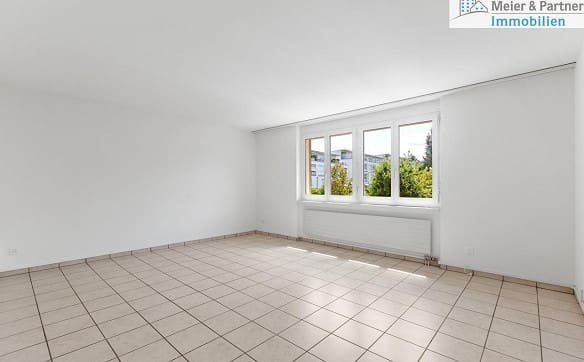 Immobilie in Dättwil Ag - 5-Zimmer-Wohnung - Einziehen, Wohlfühlen und Geniessen - Bild 1