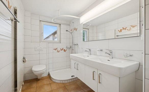 Immobilie in Bilten - FREISTEHENDES EINFAMILIENHAUS IM IDYLLISCHEN GLARNERLAND - Bild 4