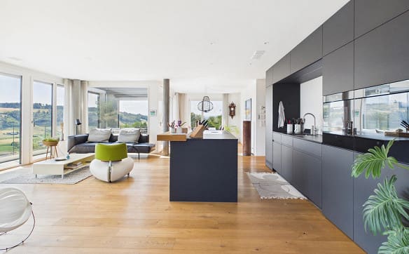 Immobilie in Utzigen - Penthouse-Wohnung mit eindrucksvoller Alpenkulisse - Bild 2