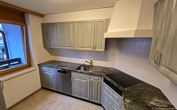 Immobilie in Unterseen - Wohnen mit Charme direkt an der Aare – aussergewöhnliche 3.5-Zimmer-Ma - Bild 10