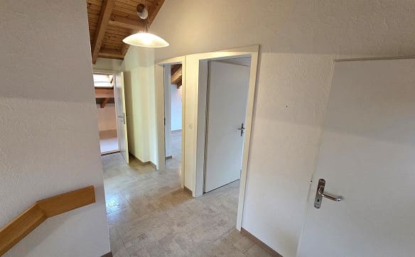 Immobilie in Unterseen - Wohnen mit Charme direkt an der Aare – aussergewöhnliche 3.5-Zimmer-Ma - Bild 15