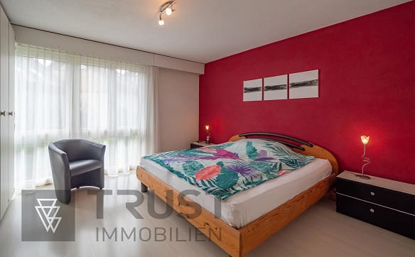 Immobilie in Langnau Am Albis - Familienfreundliches Reihenhaus mit Garten - Bild 6