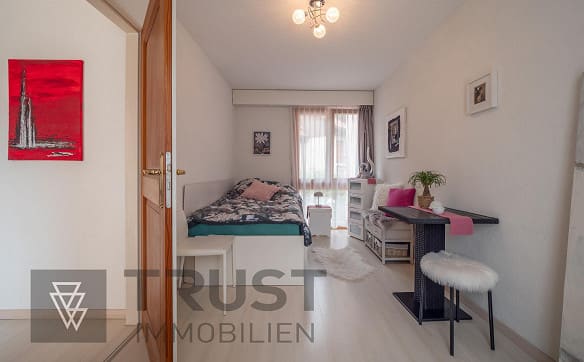 Immobilie in Langnau Am Albis - Familienfreundliches Reihenhaus mit Garten - Bild 9