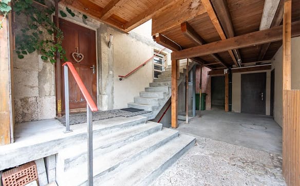 Immobilie in Neuendorf - Ein Haus mit Potenzial - angrenzende Liegenschaft ebenfalls erhältlich - Bild 1