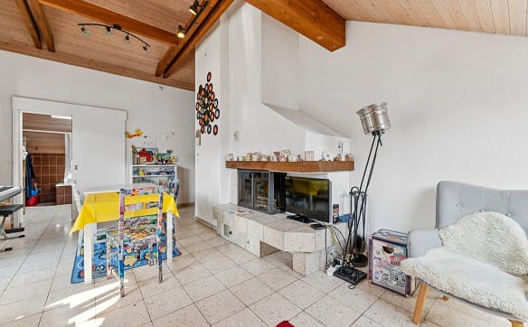 Immobilie in Adligenswil - Charmante 2.5-Zimmerwohnung mit grosser Terrasse - Bild 0