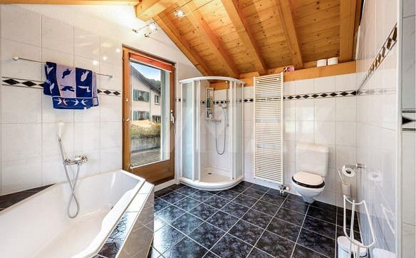 Immobilie in Schwanden Gl - 5½-Zimmer-Einfamilienhaus an schöner Lage - Bild 9