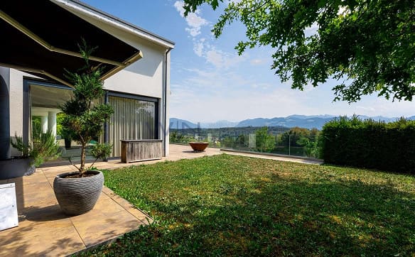 Immobilie in Rapperswil Sg - Exklusive Panorama-Villa: Ruhe & Familienglück - Bild 10