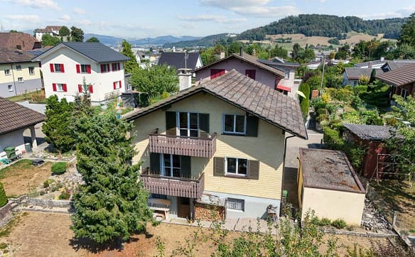 Immobilie in Reiden - 6½-Zimmer-Einfamilienhaus an ruhiger und sonniger Lage in der Tempo... - Bild 1