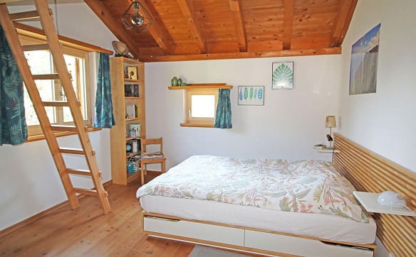 Immobilie in La Punt Chamues-ch - Grosszügiges, einseitig angebautes Einfamilienhaus in Arvins - Bild 12