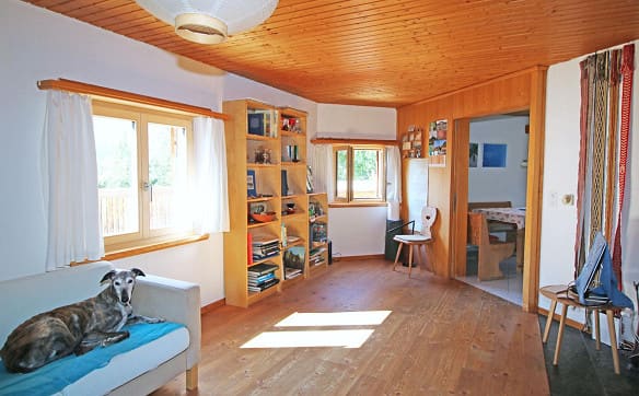 Immobilie in La Punt Chamues-ch - Grosszügiges, einseitig angebautes Einfamilienhaus in Arvins - Bild 2