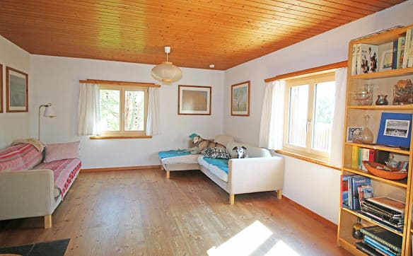 Immobilie in La Punt Chamues-ch - Grosszügiges, einseitig angebautes Einfamilienhaus in Arvins - Bild 4