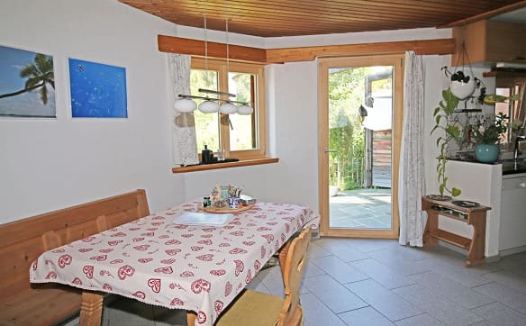 Immobilie in La Punt Chamues-ch - Grosszügiges, einseitig angebautes Einfamilienhaus in Arvins - Bild 6