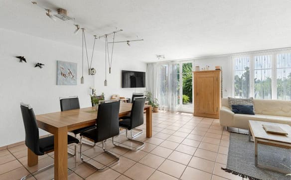 Immobilie in Ottikon - Grosszügiges & charmantes Haus für Ihre Familie - Bild 3