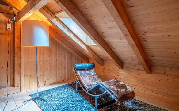 Immobilie in Lichtensteig - Liebhaberobjekt mit eigenem Glockturm, Gartenidylle und viel Raum - Bild 7