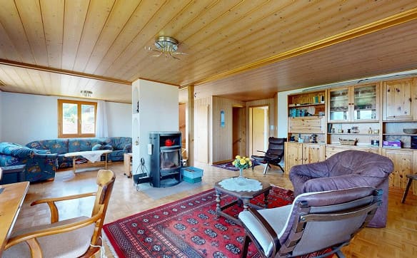 Immobilie in Emmetten - Einfamilienhaus mit Chalet Charakter. Sonnenlage mit Weitsicht - Bild 3