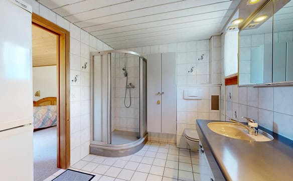 Immobilie in Emmetten - Einfamilienhaus mit Chalet Charakter. Sonnenlage mit Weitsicht - Bild 9