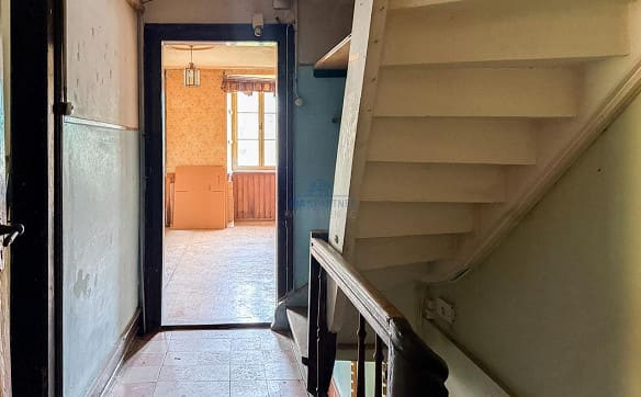 Immobilie in Grellingen - Viel Potenzial: Haus mit flexiblen Nutzungs- und Ausbauoptionen - Bild 12