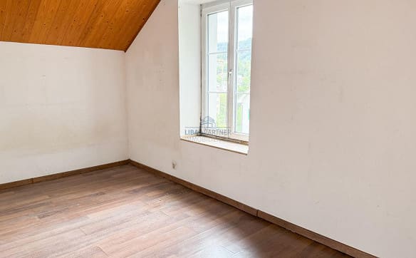 Immobilie in Grellingen - Viel Potenzial: Haus mit flexiblen Nutzungs- und Ausbauoptionen - Bild 8