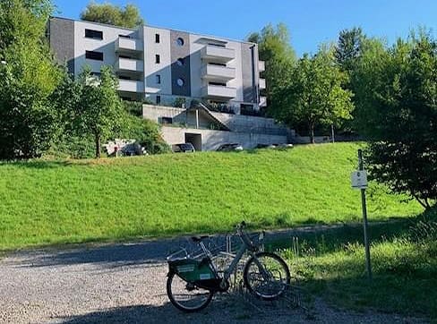Immobilie in Obernau - Attraktive 3½-Zimmer-Wohnung mit zwei Balkonen am Fusse des Pilatus - Bild 1