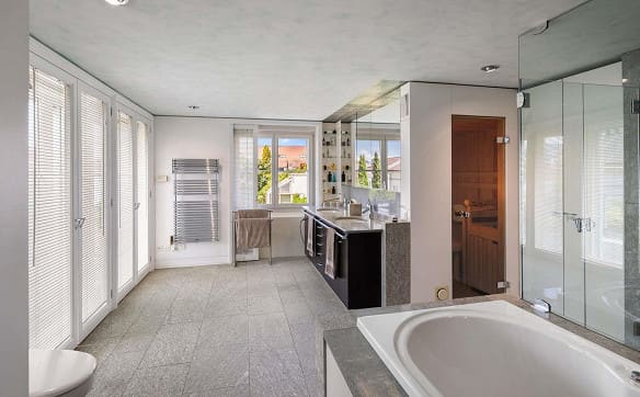 Immobilie in Niederhasli - Exklusive 5.5-Zimmer-Maisonette mit privatem Wellnessbereich - Bild 9