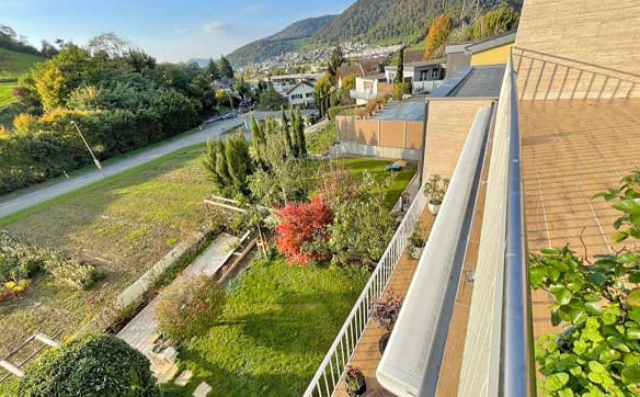 Immobilie in Lausen - Geräumiges 6.5-Zimmer-Haus mit weiter Aussicht - Bild 0