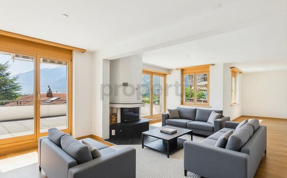 Immobilie in Malans Gr - Gemütliches Wohnen mit sonniger Terrasse und wunderbarer Aussicht - Bild 0