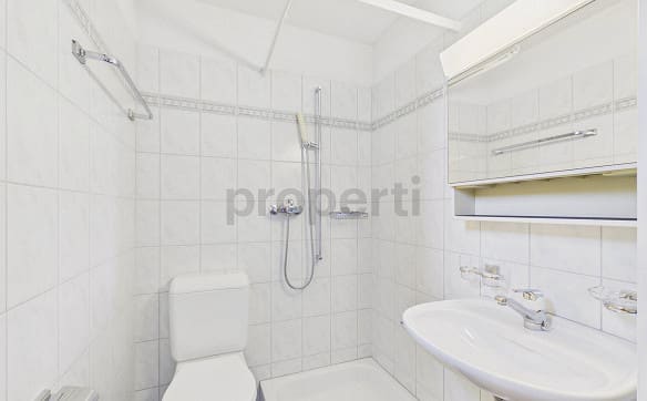 Immobilie in Malans Gr - Gemütliches Wohnen mit sonniger Terrasse und wunderbarer Aussicht - Bild 9