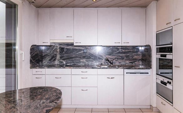 Immobilie in Rüti Zh - Doppel-Einfamilienhaus mit Fernsicht und viel Potenzial - Bild 3
