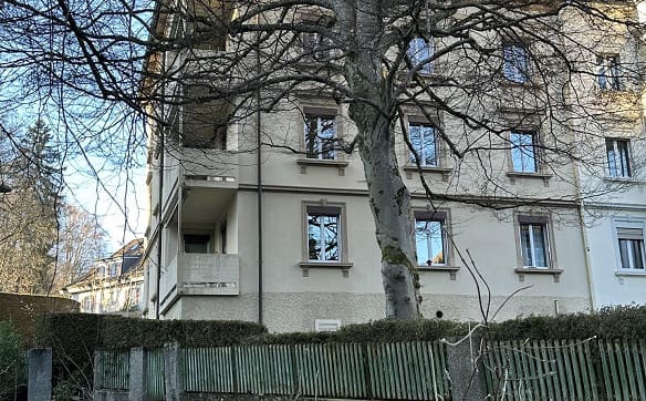 Immobilie in St. Gallen - Grosszügige, charmante Wohnung in ruhigem Quartier, zentral gelegen - Bild 3