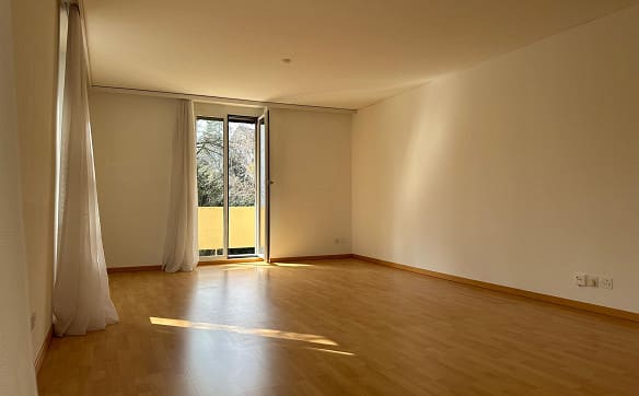 Immobilie in St. Gallen - Grosszügige, charmante Wohnung in ruhigem Quartier, zentral gelegen - Bild 6