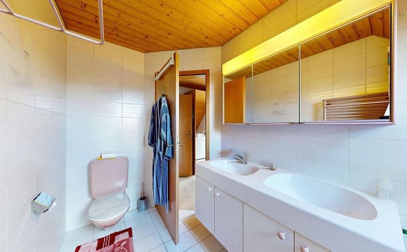 Immobilie in Dotzigen - Aussergewöhnliche 5.5-Zimmer-Maisonette mit Wellnessbereich - Bild 6
