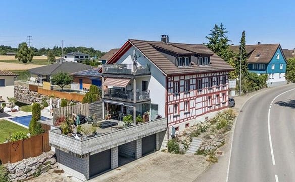 Immobilie in Neuwilen - STILVOLLE 3.5 ZIMMER DACHWOHNUNG NÄHE BODENSEE - Bild 6