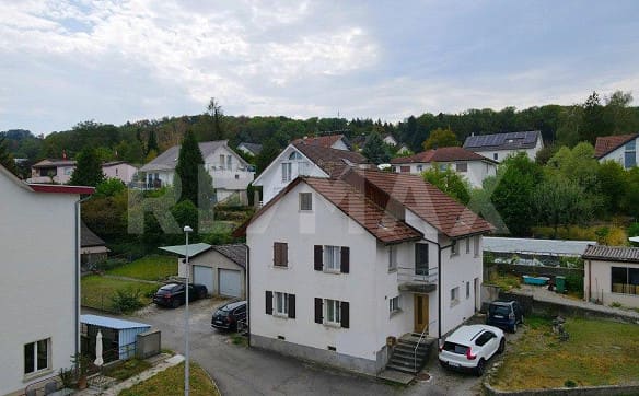 Immobilie in Hallwil - Renditeobjekt mit Potenzial – Freistehendes Mehrfamilienhaus nahe B... - Bild 0