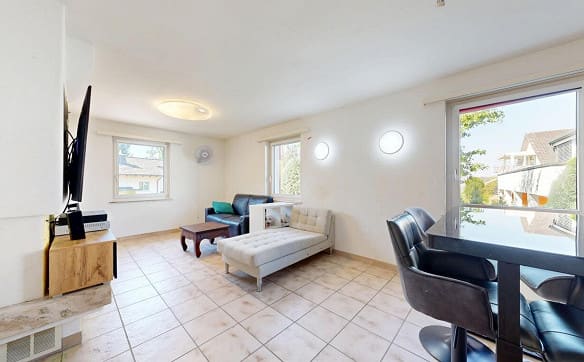 Immobilie in Fislisbach - Charmantes 5.5 Zimmer Einfamilienhaus mit zusätzlichen Räumlichkeiten - Bild 4