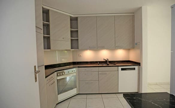 Immobilie in Urtenen-schönbühl - Ruhiges Wohnen neben dem Zentrum von  Urtenen-Schönbühl  4.5-Zimmer... - Bild 1